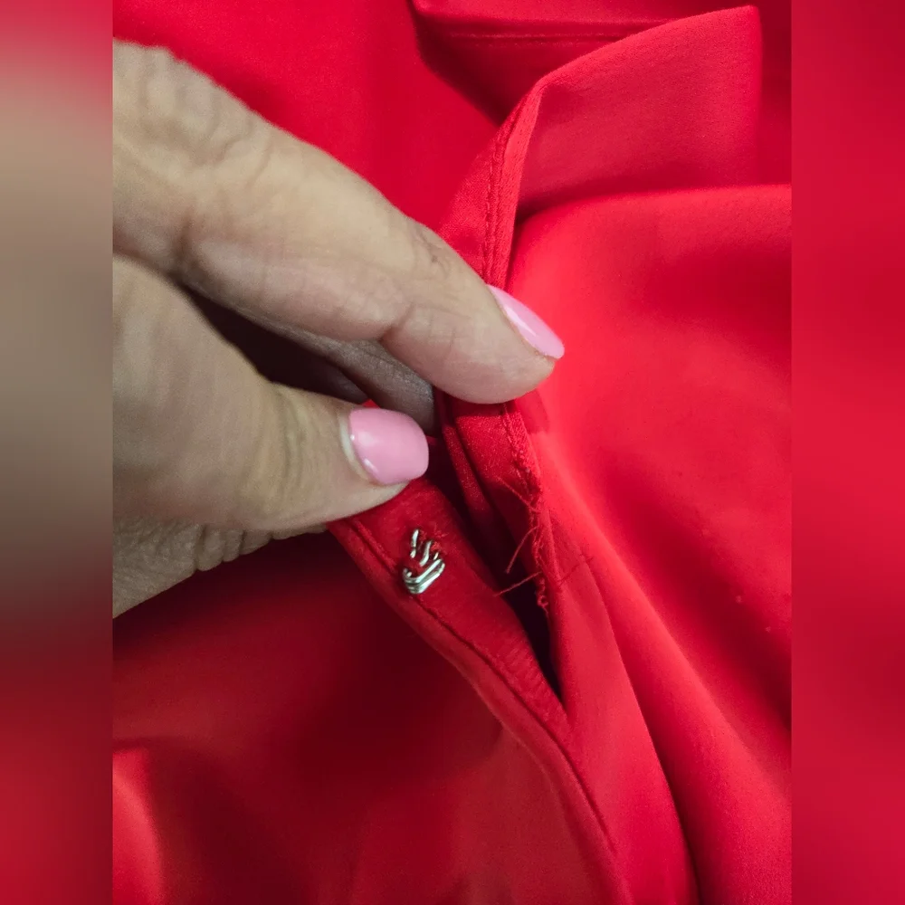 Top - Picture 4 of 4